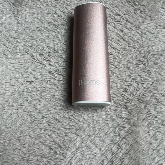 iHome IH-P1000 pink 2.0 2200mAh Power bank - Picture 1 of 2